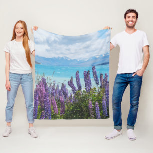 Cobertor De Velo lavanda na costa do lago