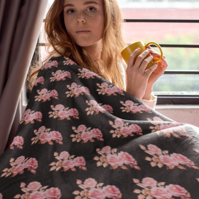 Cobertor De Velo Le Boudoir Noire Pink Peach Black  (Cozy and comforting romantic throw.)