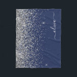 Cobertor De Velo Marinho de prata Blue Glitter Girly Monographic No<br><div class="desc">Silver e Marinho Blue Faux Sparkle Glitter Nome do Monograma e Folheto Inicial. Isto faz o doce e perfeito aniversário de 16 anos,  casamento,  chá de panela,  aniversário,  chá de fraldas ou festa de solteira presente para alguém que ama luxo de luxo e estilos quíticos.</div>