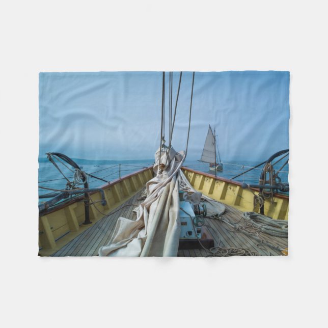 Cobertor De Velo Massachusetts, Gloucester, Festival Schooner 3 (Frente (Horizontal))