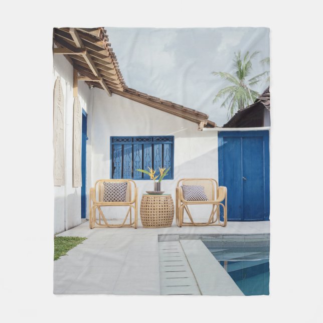 Cobertor De Velo Mesa e duas cadeiras, perto da piscina de natação (Frente)