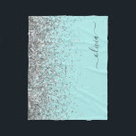 Cobertor De Velo Monograma da Garota Azul-Teal Negra<br><div class="desc">Silver e Aqua Teal Blue Faux Sparkle Glitter Nome do Monograma e Folheto Inicial. Isto faz o doce e perfeito aniversário de 16 anos,  casamento,  chá de panela,  aniversário,  chá de fraldas ou festa de solteira presente para alguém que ama luxo de luxo e estilos quíticos.</div>