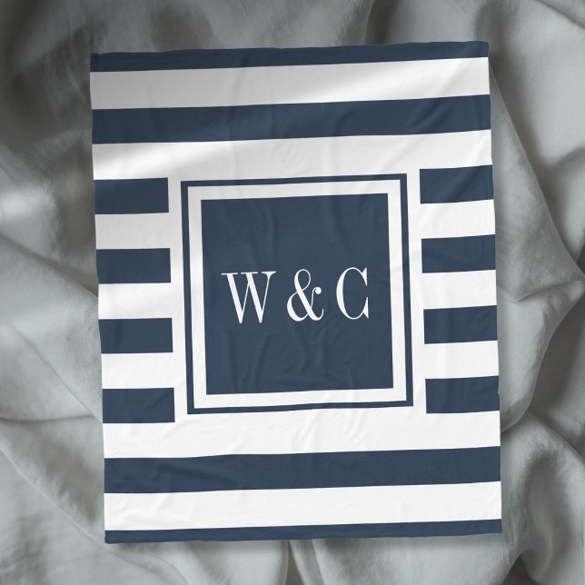 Cobertor De Velo Monograma de Tendência de Stripe Branca marinho Az (Navy Blue White Stripe Trendy Monogram Fleece Blanket)