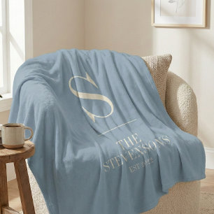 Cobertor De Velo Na moda Classic Family Monograma Est Dusty Blue