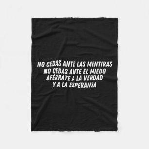Cobertor De Velo No Cedas Ante Las Mentiras (branco)
