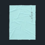 Cobertor De Velo Nome Moderno do Monograma Azul Aqua<br><div class="desc">Nome do Monograma de Teal Azul Aqua Fleece Blanket. Isto faz o doce e perfeito aniversário de 16 anos,  casamento,  chá de panela,  aniversário,  chá de fraldas ou festa de solteira presente para alguém que ama luxo de luxo e estilos quíticos.</div>
