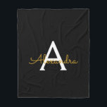 Cobertor De Velo Nome Moderno do Monograma de Script Menino Dourado<br><div class="desc">Monograma de Script Faux Dourado e Preto Adicionar Seu Próprio Nome Fleece Blanket. Isto faz o doce e perfeito aniversário de 16 anos,  casamento,  chá de panela,  aniversário,  chá de fraldas ou festa de solteira presente para alguém que ama luxo de luxo e estilos quíticos.</div>