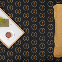 Nome (monograma circular) estampado em preto