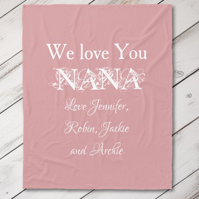 Cobertor De Velo 'Nós Te Amo Nana' Nomes Elegantes De Script Rosa S ('We Love You Nana' Elegant Script Names Soft Pink Fleece Blanket.)