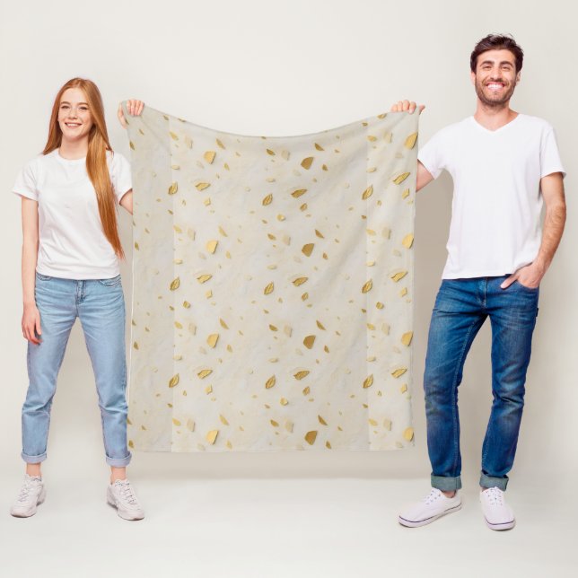 Cobertor De Velo Ouro Quieto — Luxo Sutil e Suíte de Casamento (In Situ)