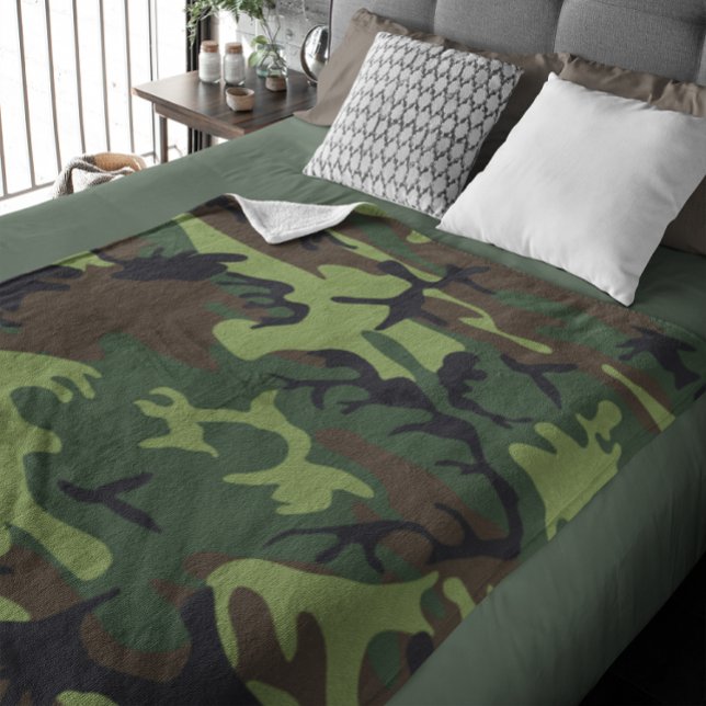 Cobertor De Velo Padrão de Camuflagem Verde Militar Fleece Blanket (Military Green Camouflage Pattern Fleece Blanket)