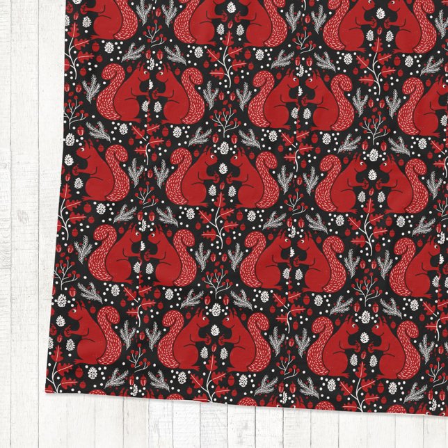 Cobertor De Velo Padrão de Floresta de Esquilos na Mata (Red squirrel forest woodland pattern cozy fleece blanket)
