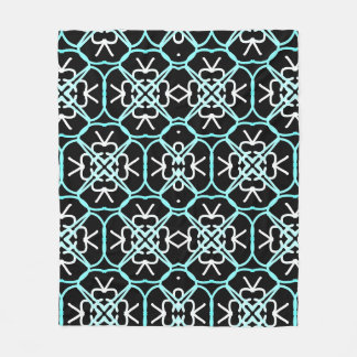 Cobertor De Velo Padrão Geométrico Em Azul Aqua, Branco E Preto.