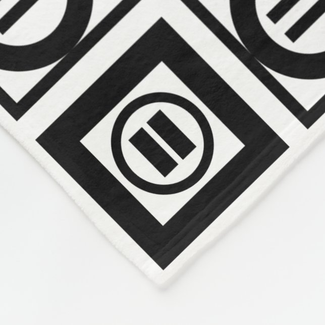 Cobertor De Velo Padrão Geométrico Igual a Preto e Branco (Quina)