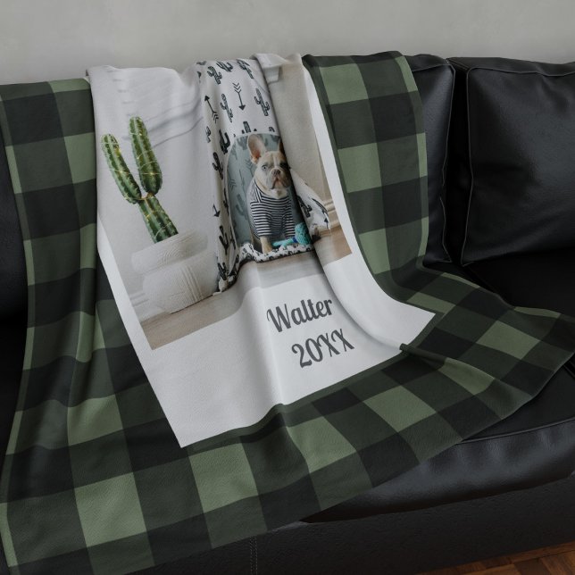 Cobertor De Velo Pet Photo Green Black Buffalo Check Fleece Blanket (A buffalo check green blanket with space for your photo)