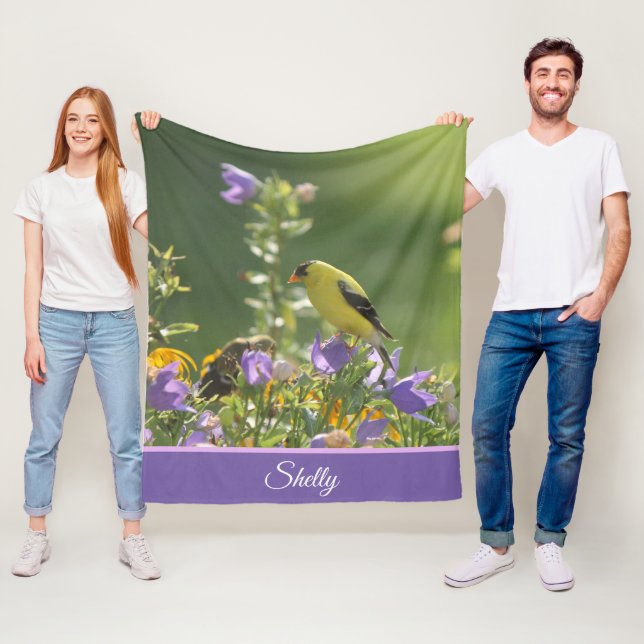 Cobertor De Velo Pintassilgo em uma Flor de Campainha    (In Situ)
