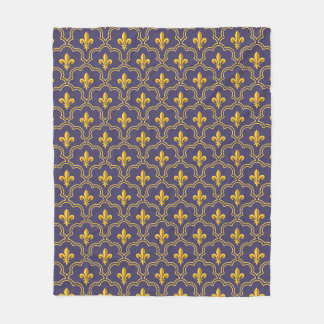 Cobertor De Velo Purple and gold fleur-de-lys quatrefoil pattern