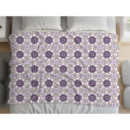 Cobertor De Velo Purple, white and gray geometric mandala pattern