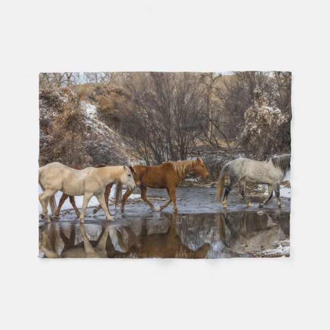 Cobertor De Velo Ranhura Hideout Horse (Frente (Horizontal))