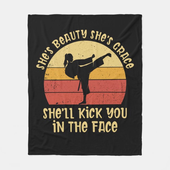 Cobertor De Velo She's Beauty She's Grace She'll Kick You In The Fa (Frente)