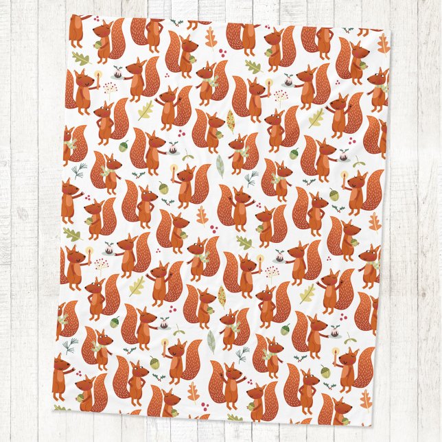 Cobertor De Velo Solo-de-Pau-Cachorro (Fun red squirrel pattern fleece blanket by Nic Squirrell)
