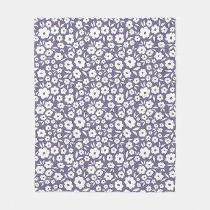 Cobertor De Velo Trendy flowers seamless pattern. Small vintage flo