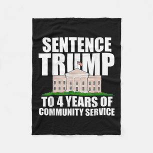 Cobertor De Velo Trump Cumpre 4 Anos de Serviço Comunitário 2