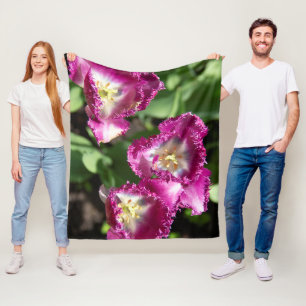 Cobertor De Velo Tulipas púrpuras e brancas no jardim