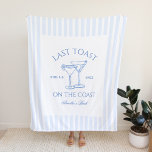 Cobertor De Velo Último brinde na Bachelorette Costeira<br><div class="desc">Este design apresenta texto ousado moderno,  vibes costeiras de praia com cocktails desenhados à mão.</div>