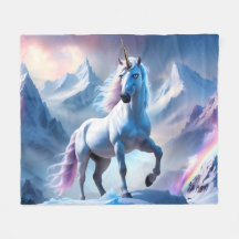 Unicórnio Encantado em Poster de Snowy Fantasy