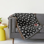 Cobertor Dia de os namorados Geométrico de Bauhaus Personal<br><div class="desc">Blanket Geométrico Dia de os namorados Bauhaus Personalizado Empurre-se em estilo com este cobertor Geométrico com padrões ousados inspirados em Bauhaus e um sutil sotaque cardíaco vermelho. Perfeito por adicionar calor e um toque moderno ao seu espaço vivo, este aconchegante joga design artístico com conforto cotidiano. Presente personalizado exclusivo para...</div>