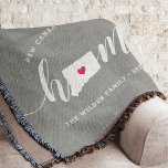 Cobertor Estado inicial do Connecticut personalizado<br><div class="desc">Mostre algum orgulho do estado de casa com esta fofa cinza rustica lançando cobertor com "home" em letras brancas de escrita de caligrafia com um mapa da silhueta do estado de Connecticut em pé para a letra "O". Um dentro de ilustração do coração vermelho no mapa do estado completa o...</div>