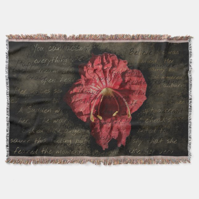 Cobertor Flor Vermelha em Texto Grunge (Frente)