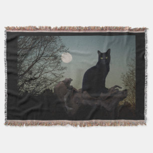 Cobertor Gato Preto em Árvore em Frente a Lua Completa