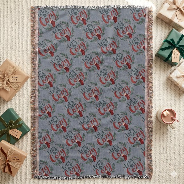 Cobertor Letras de Pinheiro de Férias Aconchegantes com Fru (Cozy Holiday Pine Berry Lettering Throw Blanket)