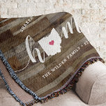Cobertor Ohio Home State Personalizado Wood Look<br><div class="desc">Mostre algum orgulho do estado de casa com este bonitinho robusto cobertor de madeira moída e mofo apresentando "casa" em letras brancas de escrita de caligrafia com um mapa da silhueta do estado de Ohio em pé para a letra "O". Um dentro cor-de-rosa para ilustração cardíaca no mapa do estado...</div>