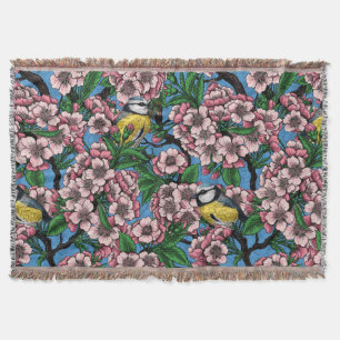 Cobertor Pássaros-peludos-azuis na cerejeira florescente em