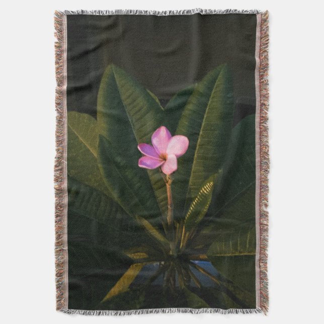 Cobertor Primeiro Bloom, Plumeria (Frente Vertical)