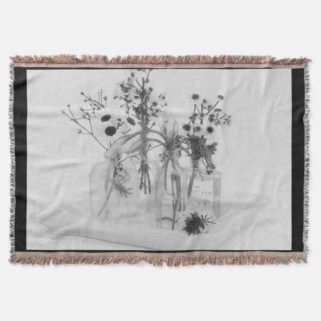 Cobertor Quatro Frascos E Flores Brancas (Frente)