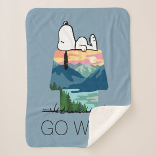 Cobertor Sherpa Amendoins Snoopy Dog House Sunrise