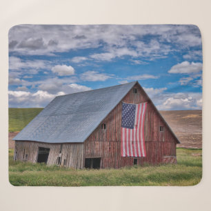 Cobertor Sherpa Barn com bandeira americana Colfax, Washington