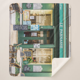 Cobertor Sherpa Cafés franceses: Versalhes é uma cena acolhedora.