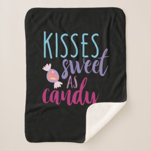 Cobertor Sherpa Casal Art Kisses Sweet As Candy