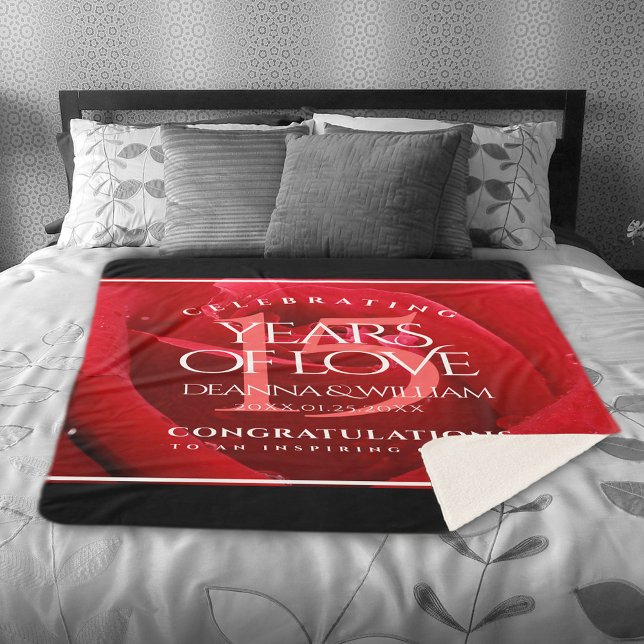 Cobertor Sherpa Celebração do Aniversário de Casamento de Rosa 15  (Elegant 15th Rose Wedding Anniversary Sherpa Fleece Blanket Cover Photo.)