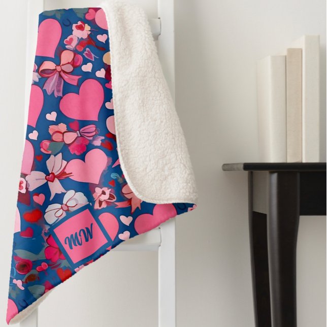 Cobertor Sherpa Corações, arcos, acentos florais, monograma de pas (Criador carregado)