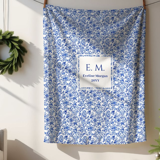 Cobertor Sherpa Custom Name French Toile Blue Blanket for Her (Custom Name French Toile Blue Blanket for Her)