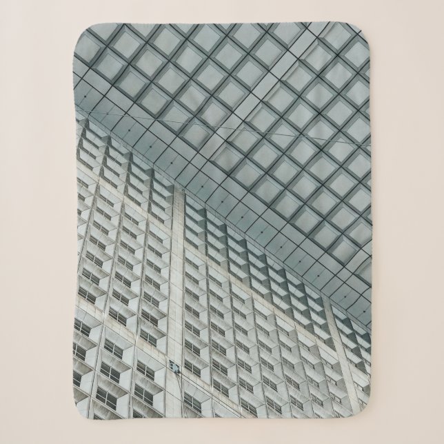 Cobertor Sherpa Edifício comercial branco de alto porte (Frente)