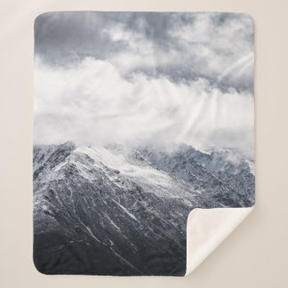 COBERTOR SHERPA FOTOGRAFIA AERIAL DA CINZA E MONTANHA NEGRA