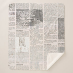 Cobertor Sherpa Jornal com texto ilegível antigo. Vintage grunge