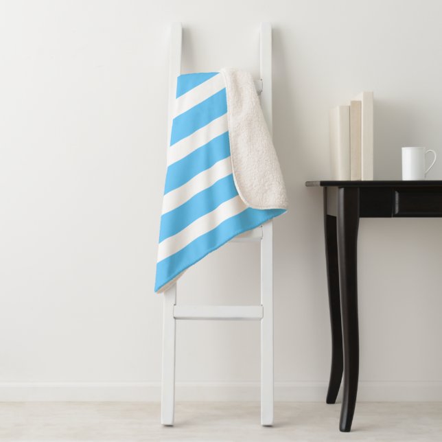 Cobertor Sherpa Listras de Cabana Azul Céu e Branco (In Situ)